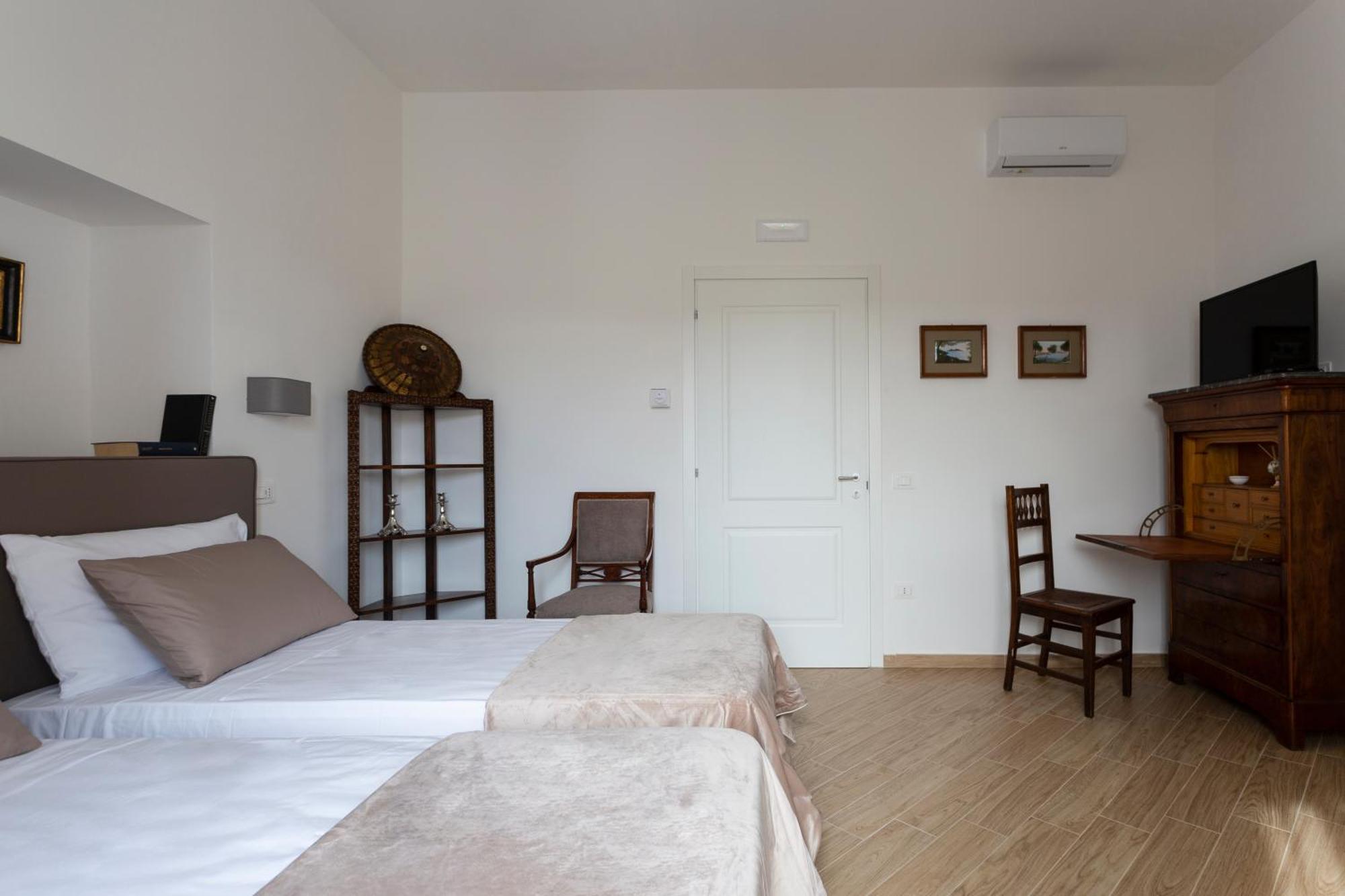 Residenza 33 Hotel Naples Exterior photo