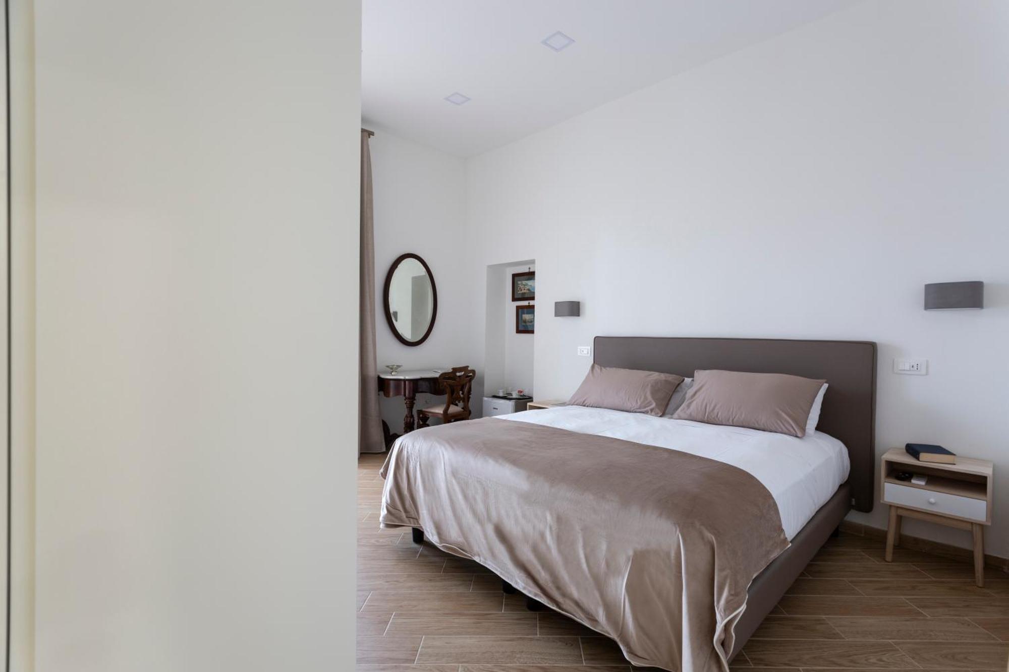 Residenza 33 Hotel Naples Exterior photo